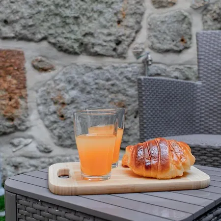 Appartement Cozy W/ Patio By Lovelystay *